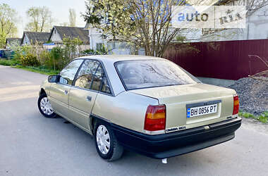 Седан Opel Omega 1989 в Одессе