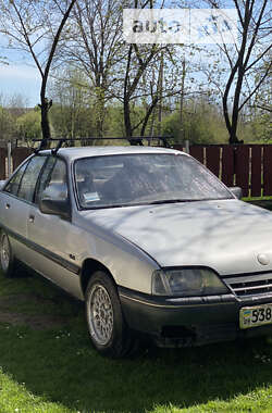 Седан Opel Omega 1989 в Івано-Франківську