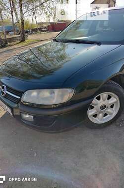 Седан Opel Omega 1997 в Тростянце