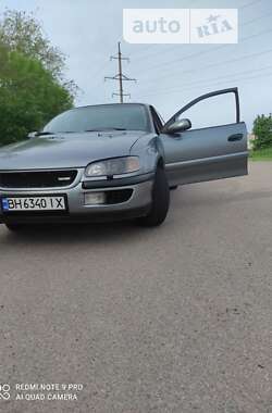 Седан Opel Omega 1994 в Южноукраинске