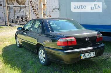 Седан Opel Omega 2001 в Черкасах