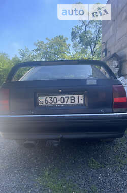 Седан Opel Omega 1991 в Кривом Роге