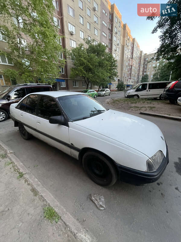 Седан Opel Omega 1988 в Краматорську