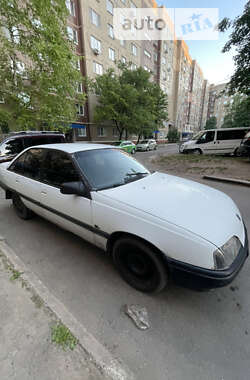 Седан Opel Omega 1988 в Краматорске