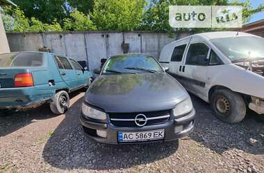 Седан Opel Omega 1995 в Кременце