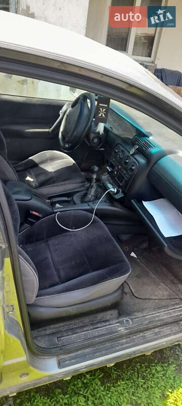 Седан Opel Omega 1995 в Києві