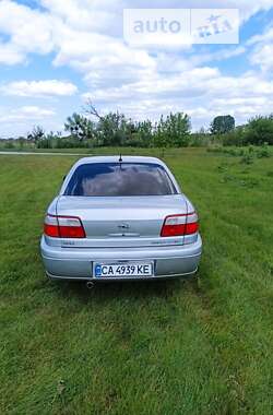 Седан Opel Omega 2000 в Белой Церкви