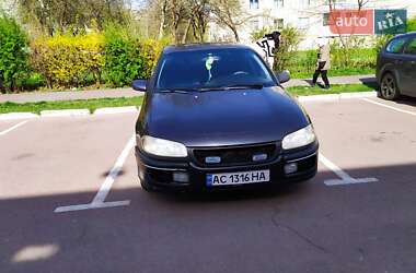 Седан Opel Omega 1995 в Луцке