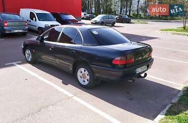 Седан Opel Omega 1995 в Луцке