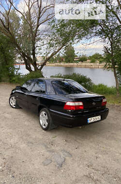 Седан Opel Omega 2000 в Запорожье