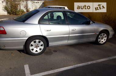 Седан Opel Omega 2000 в Киеве