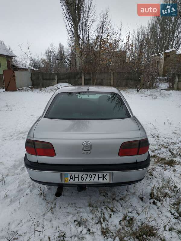 Opel Omega 1998