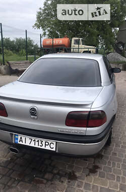 Седан Opel Omega 1999 в Тетієві