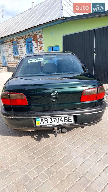 Седан Opel Omega 1998 в Бершаді