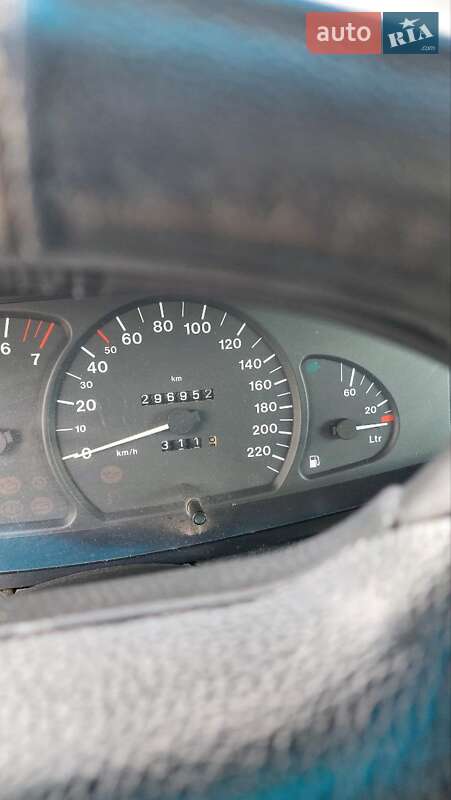 Седан Opel Omega 1998 в Бершаді