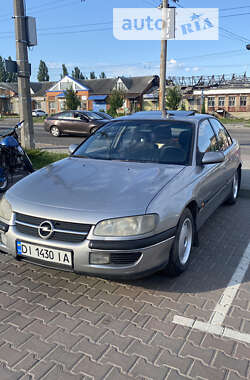 Седан Opel Omega 1995 в Сумах