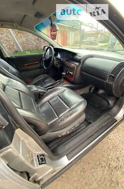 Седан Opel Omega 1998 в Южноукраинске