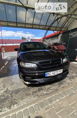 Седан Opel Omega 2001 в Львові