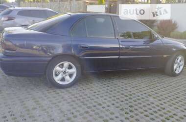 Седан Opel Omega 1998 в Виннице