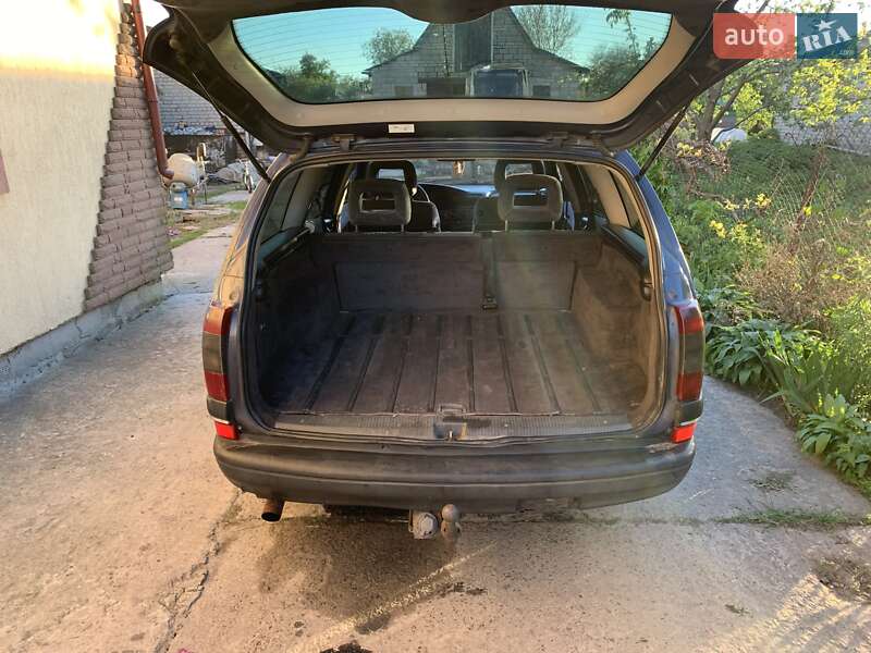 Универсал Opel Omega 1996 в Обухове