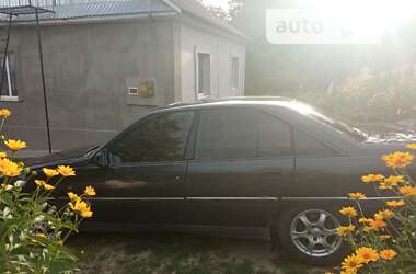 Седан Opel Omega 1992 в Остроге