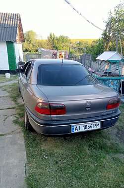 Седан Opel Omega 1998 в Шполе