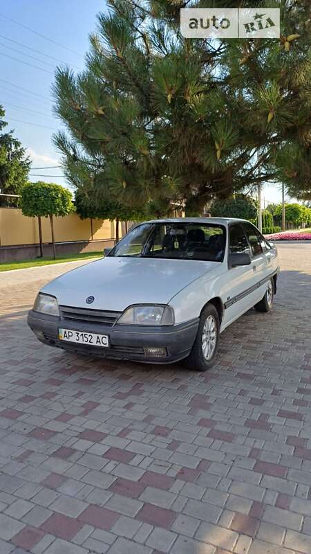 Седан Opel Omega 1988 в Запорожье