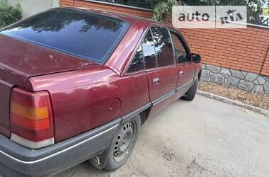 Седан Opel Omega 1989 в Полтаве