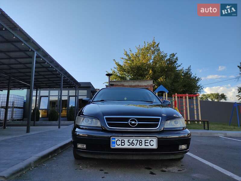 Седан Opel Omega 2000 в Чернігові