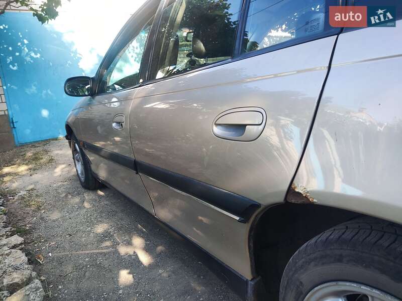 Универсал Opel Omega 1996 в Одессе