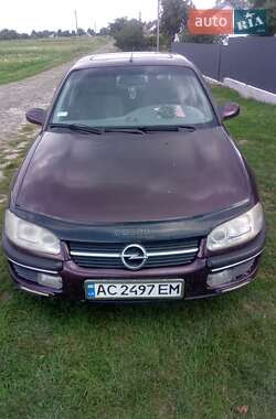 Седан Opel Omega 1994 в Луцке