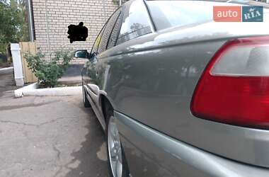 Седан Opel Omega 2002 в Березнеговатом