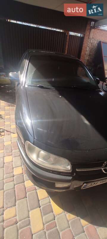 Седан Opel Omega 1999 в 