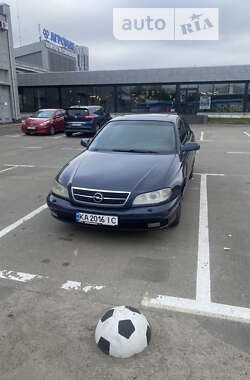 Седан Opel Omega 2002 в Киеве