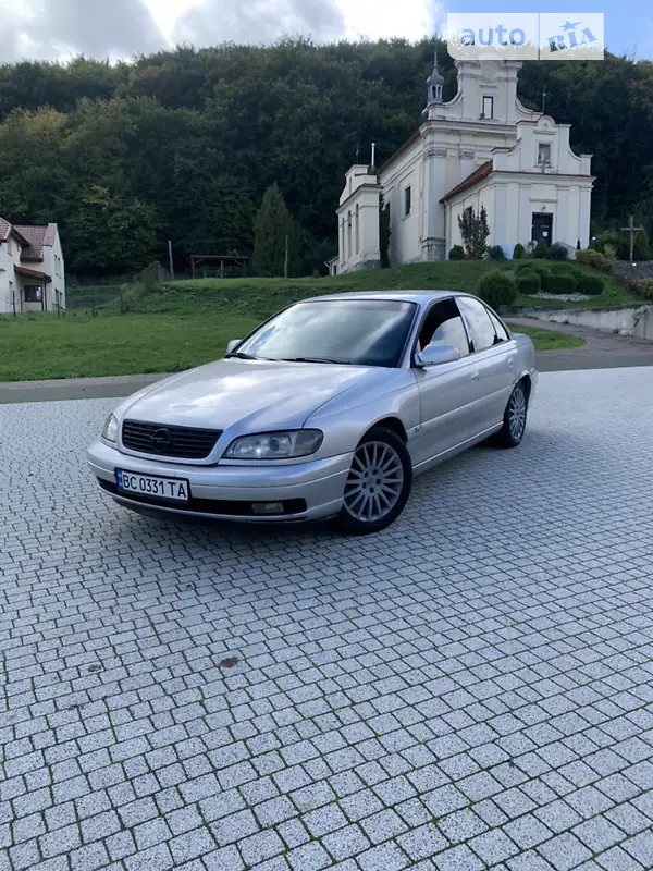Opel Omega 2003