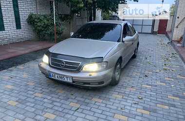 Седан Opel Omega 2000 в Умані