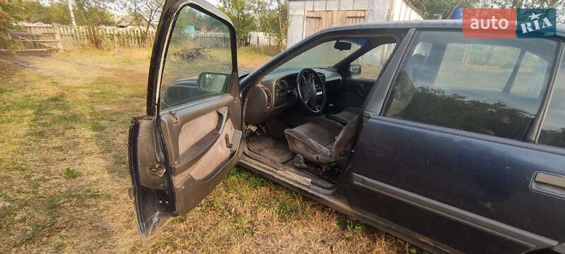 Седан Opel Omega 1991 в Киеве фото 6 Седан Opel Omega 1991 в Киеве