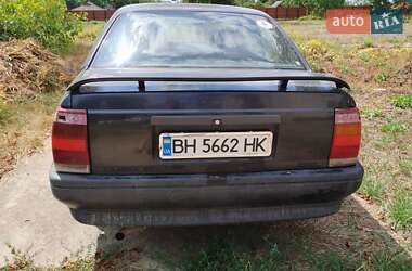 Седан Opel Omega 1989 в Ананьеве