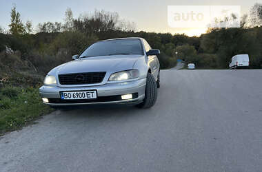 Седан Opel Omega 2002 в Тернополі