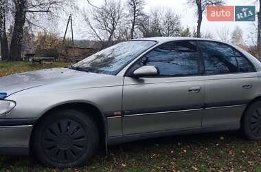 Седан Opel Omega 1997 в Ромнах