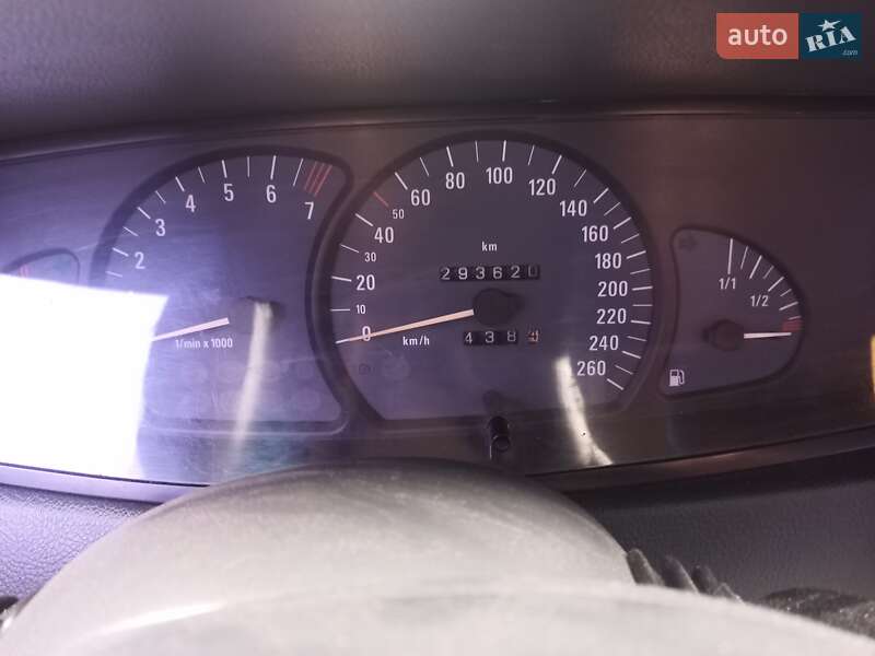 Седан Opel Omega 1997 в Сумах