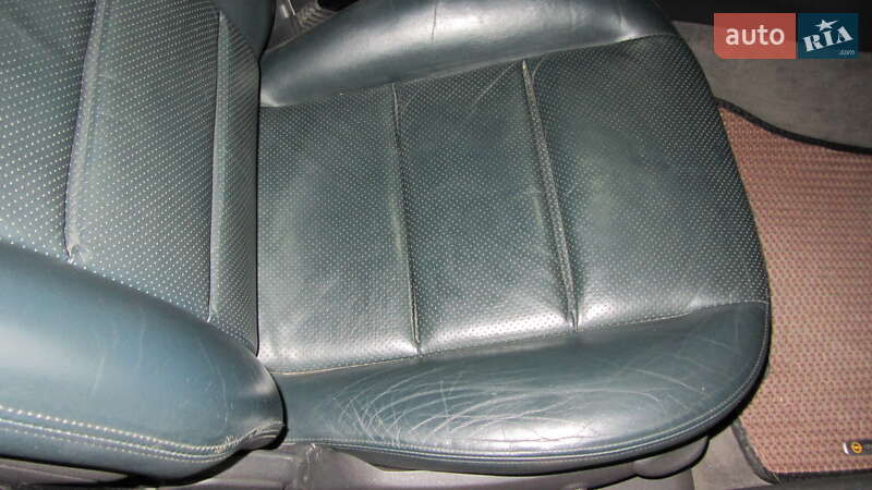 Седан Opel Omega 2002 в Першотравенську