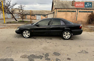 Седан Opel Omega 2000 в Харькове