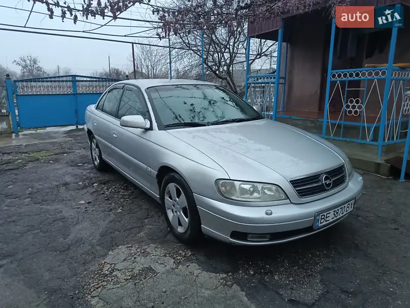 Opel Omega 2001