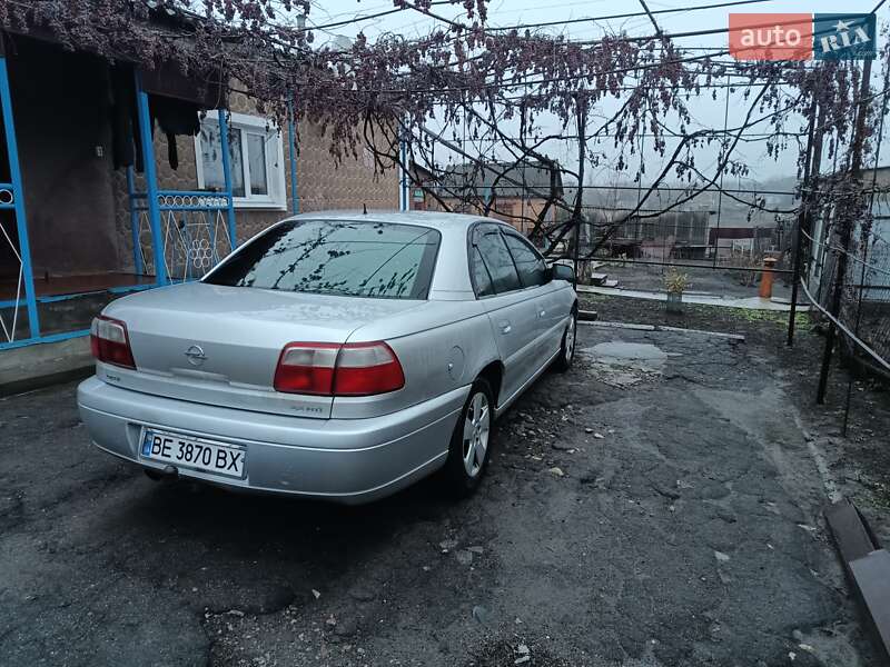 Седан Opel Omega 2001 в Казанці