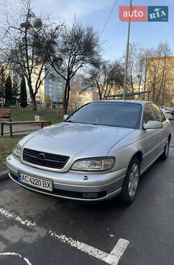 Седан Opel Omega 2000 в Луцьку