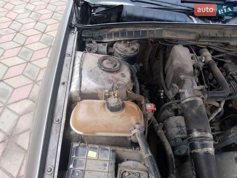 Седан Opel Omega 1992 в Кам'янець-Подільському