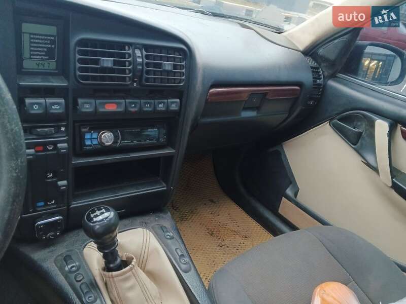 Універсал Opel Omega 1988 в Шрамківці