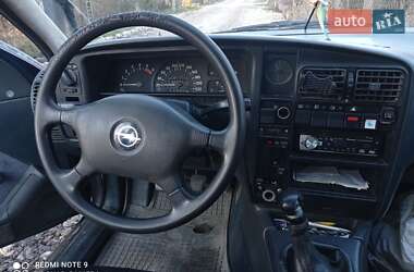 Седан Opel Omega 1992 в Львові