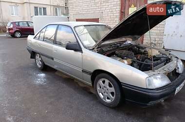 Седан Opel Omega 1988 в Луцьку